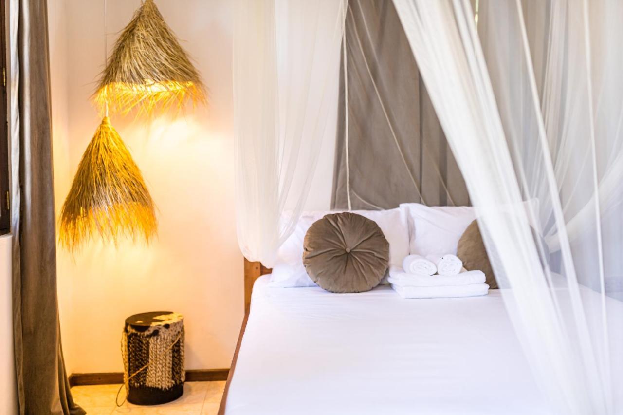 Kima Serviced Beach House & Suites Bwejuu Eksteriør bilde