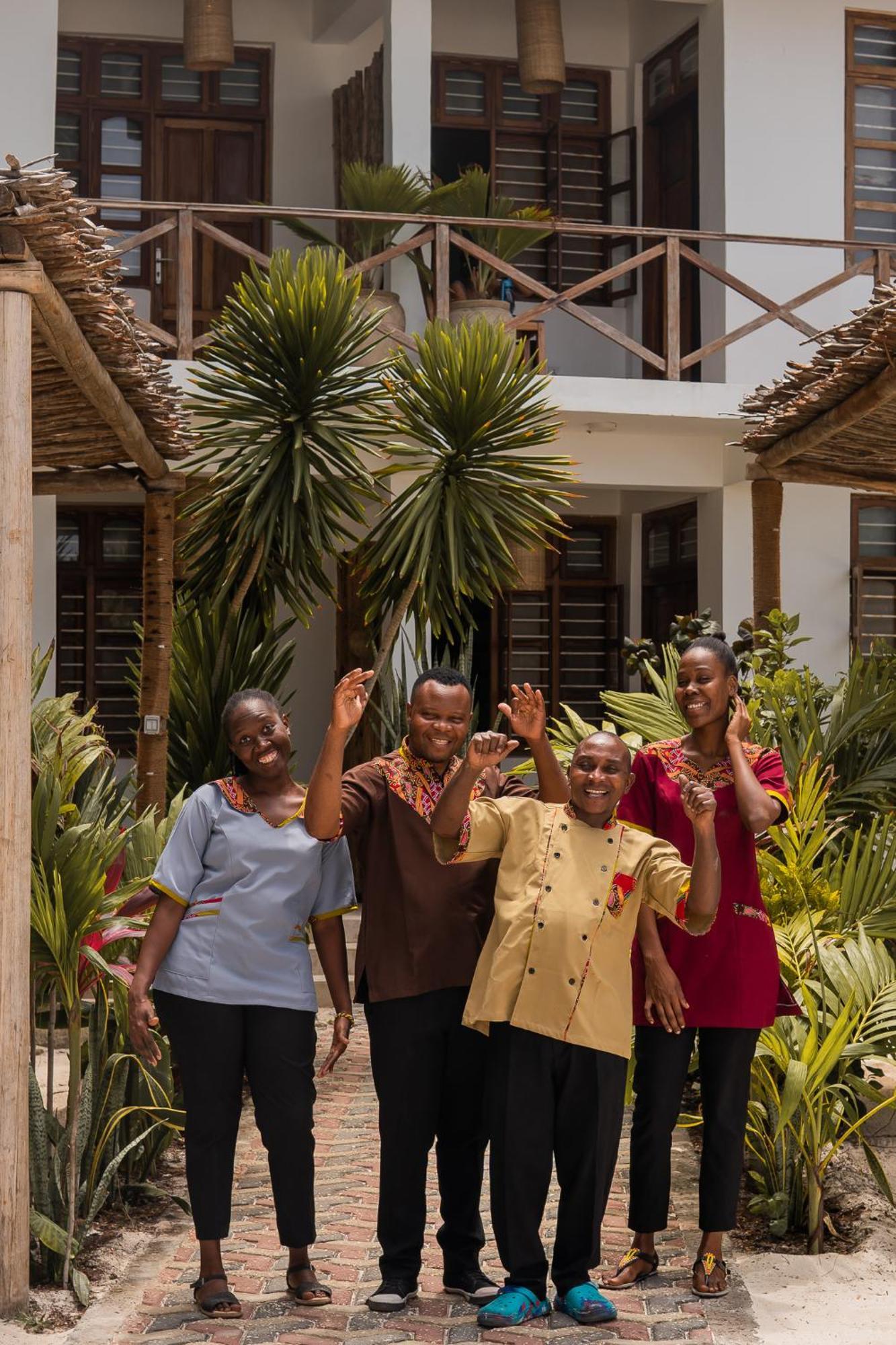 Kima Serviced Beach House & Suites Bwejuu Eksteriør bilde