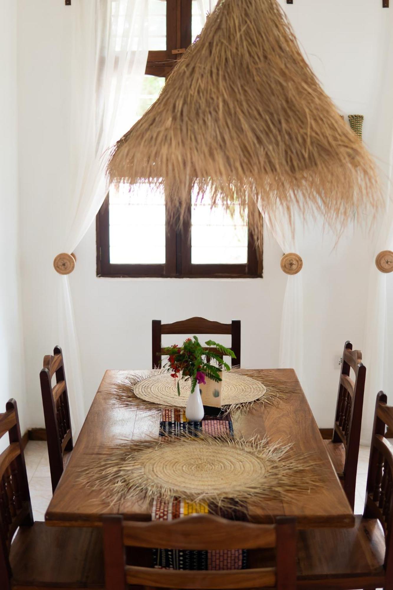 Kima Serviced Beach House & Suites Bwejuu Eksteriør bilde