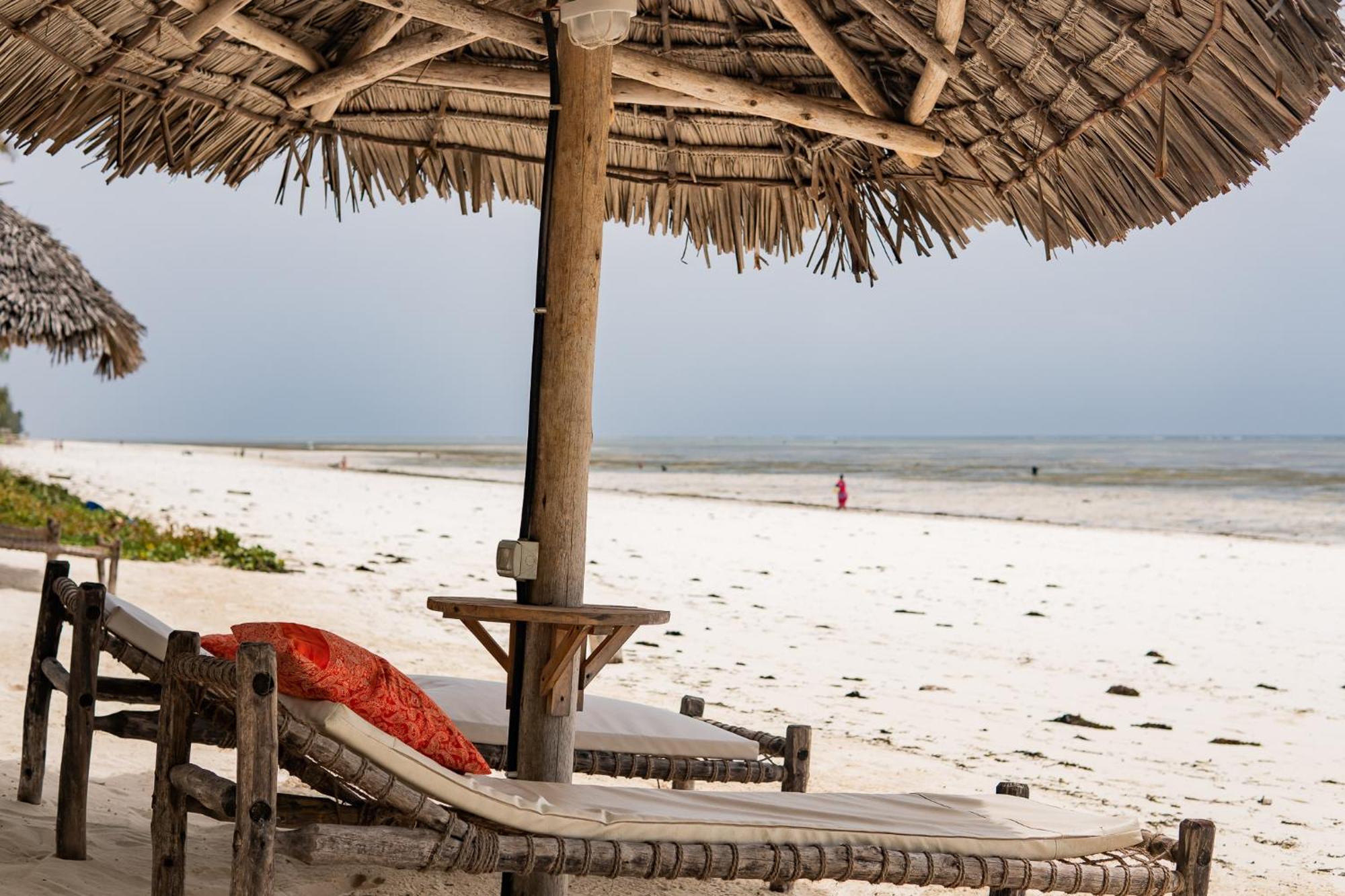 Kima Serviced Beach House & Suites Bwejuu Eksteriør bilde